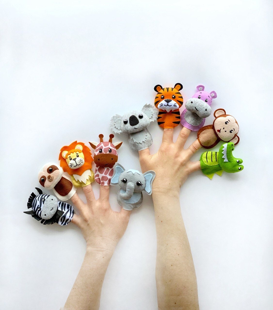 Paquet de 10 marionnettes à doigts ? Jouets de marionnettes à doigts en  peluche douce pour enfants