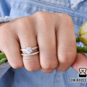 Tulip Basket Bridal Set, 1.5CT Round Moissanite Engagement Ring, 14k White Gold Wedding Ring Set, Anniversary Ring Bridal Ring Set For Her