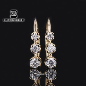 Three Stone Cluster Set Women&#39;s Proposal Gift Earrings, Colorless Round Cut Moissanite Engagement Earrings, Dangle Drop Lever Back Earrings