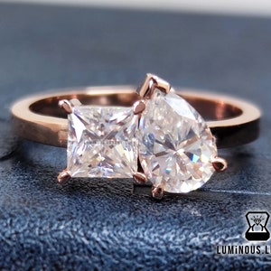 Emily Ratajkowski Celebrity Engagement Ring With Full White Princess and Pear Cut Moissanite in 10K/14K/18K Solid Yellow/White/Rose Gold