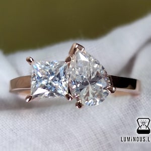 Emily Ratajkowski Celebrity Engagement Ring With Full White Princess and Pear Cut Moissanite in 10K/14K/18K Solid Yellow/White/Rose Gold