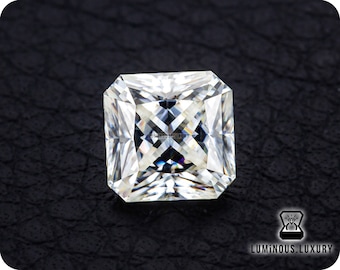 Colorless Square Radiant Cut Moissanite: 0.15 Carat to 6 Carat Carat Full Fiery Loose Moissanite For Engagement Ring (3x3mm - 10.5x10.5mm)