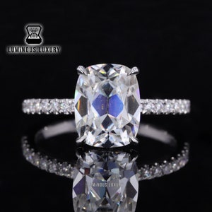 2.5/3.75/5 Carat Old Mine Cushion Cut Moissanite Engagement Ring, Hidden Halo Women&#39;s Ring, Low Profile Basket Set Designer Anniversary Ring