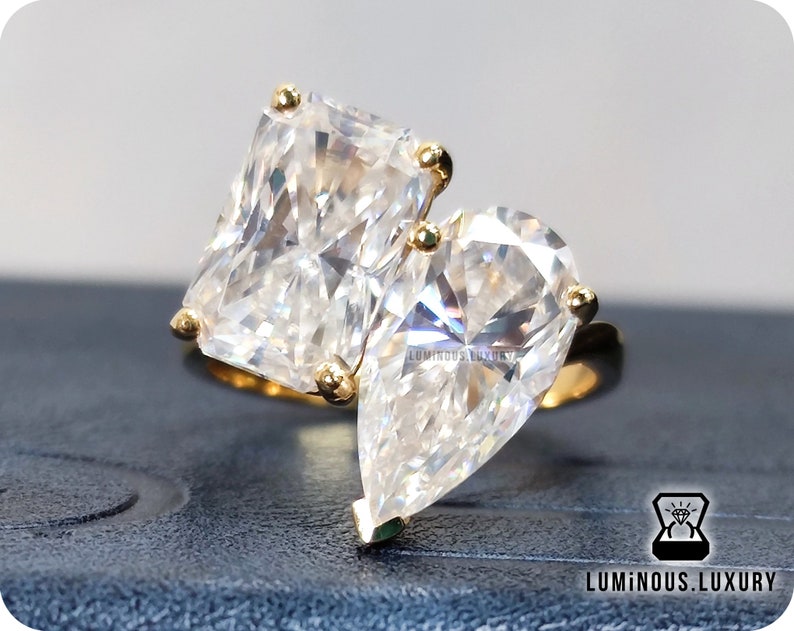 Two Stone Ring: 10K Solid Gold Toi Et Moi Ring, 7 TCW Radiant & Pear ...