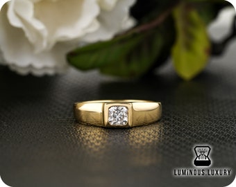 0.50 Carat Radiant Cut Colorless Moissanite Ring, Men&#39;s Engagement Ring, Ring for Him, Anniversary Gift, Fathers Day Gift, Men&#39;s Ring Gift