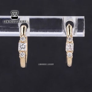 Huggie Style Hoop Earrings, Colorless Princess With Round Cut Moissanite Three Stone Earrings, Hinged Back Earrings For Valentine&#39;s Day Gift