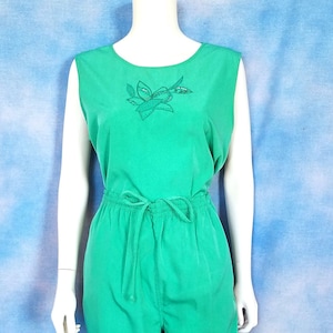 Vintage 80s Parrot Green Polyester 2-Piece Pantsuit, Sleeveless Cutwork Sequined Top, Drawstring Easy Pants/ Size L