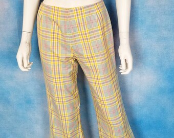 Vintage 1970s Men's Tan, Blue, Brown and White Check Pants