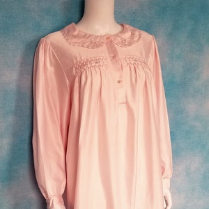 Vintage 80s Pale Rose Pink Satin Nightgown, Smocked Bodice with Embroidered Flowers, Scalloped Collar, Bishop Sleeves/ Barbizon/ Size M