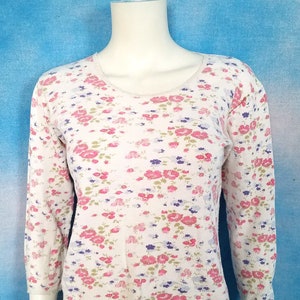 Vintage 90s Thermal Waffle Shirt with Pink and Purple Flowers/ Size XS