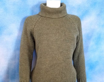 Vintage 70s 0r 80s Heavy Thick Chunky Rib Knit Turtleneck Crew Sweater/ Hand Craft Ltd, Made in Great Britain/ Size S-M