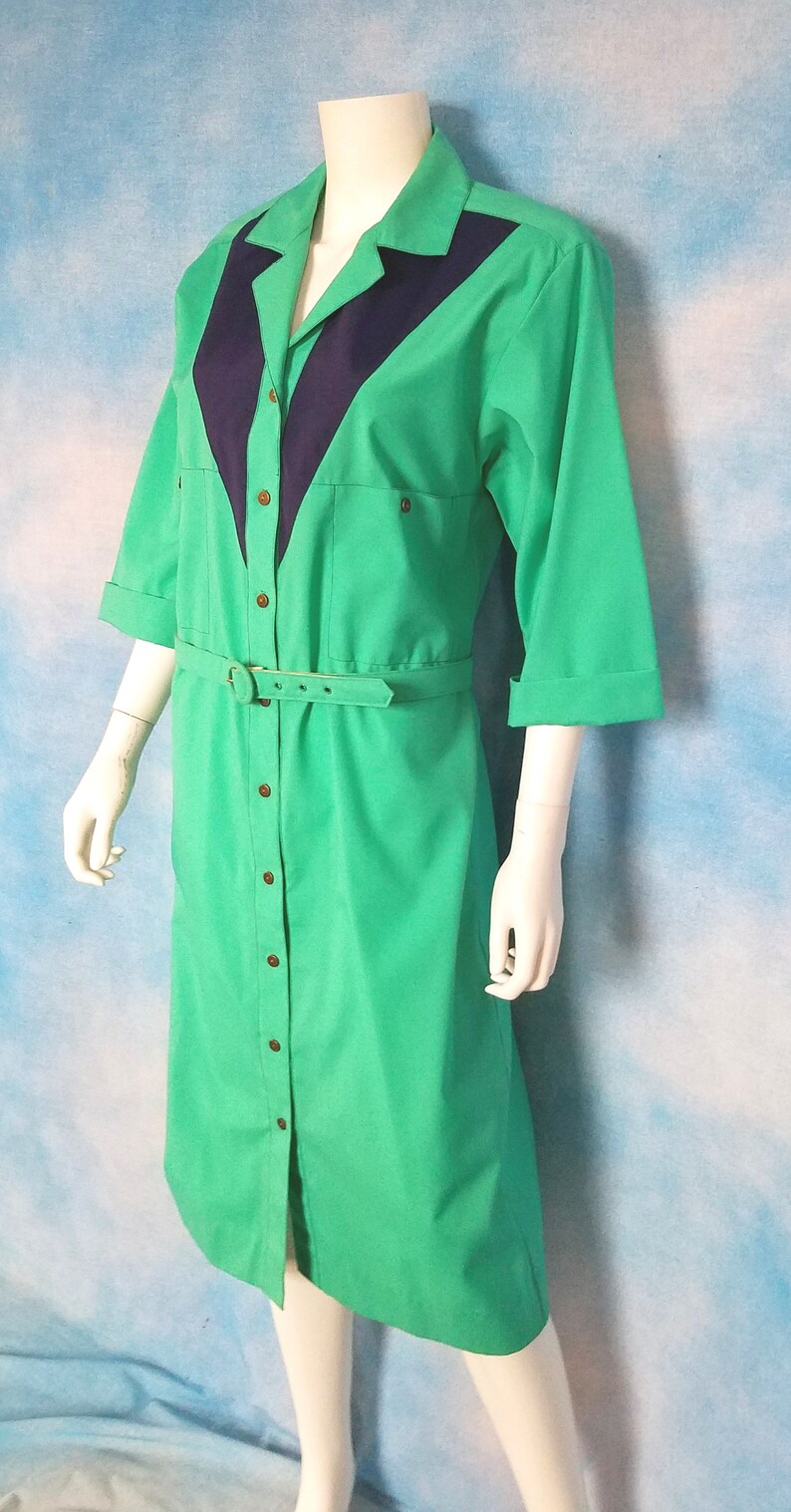 Vintage 80s Aqua and Navy Cotton Poly Western Belted Shift Shirt Dress with Cuffed Sleeves, Brass Buttons/ Willi of California/ Size 14 image 3