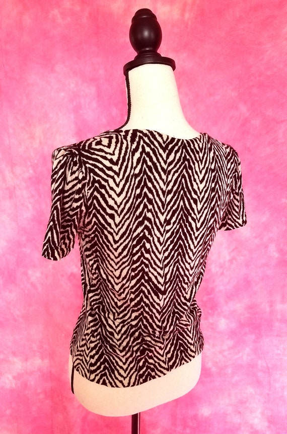 Vintage 90s Zebra Striped Short Sleeved Soft Wool… - image 6