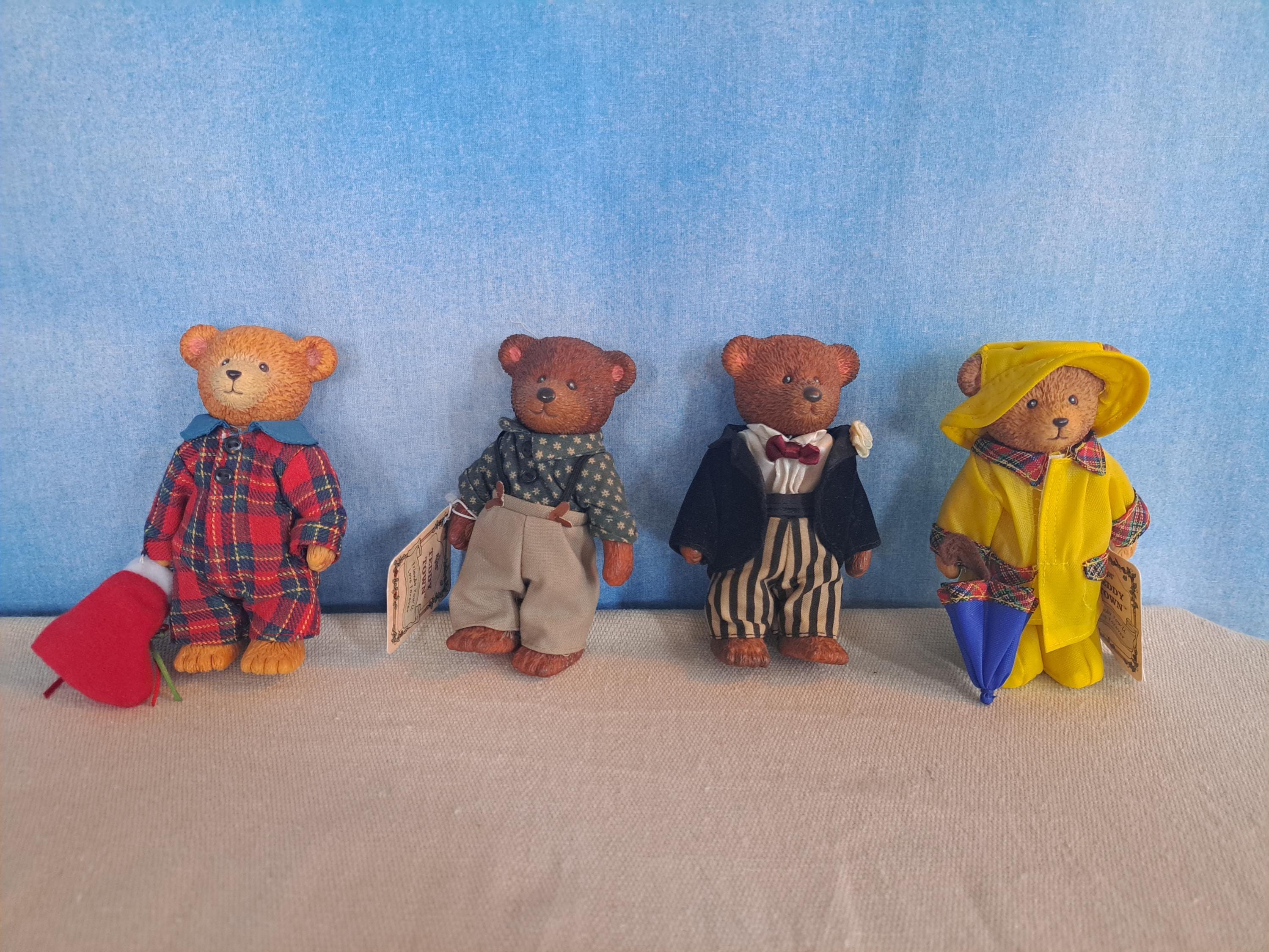 Vintage 90s 4 Teddy Town Collectable Bear Figurines/ Groom, Rainy