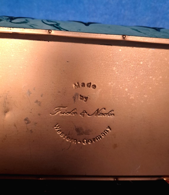 Vintage 60s Green Marble-look Elaborate Fancy Tin Box W Silver