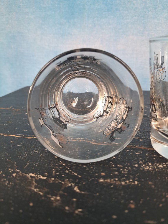 ビンテージ 骸骨デザイン ガラスボトル 2色セット Amazon.com | IITaozi Transparent Creative Whiskey Decanter
