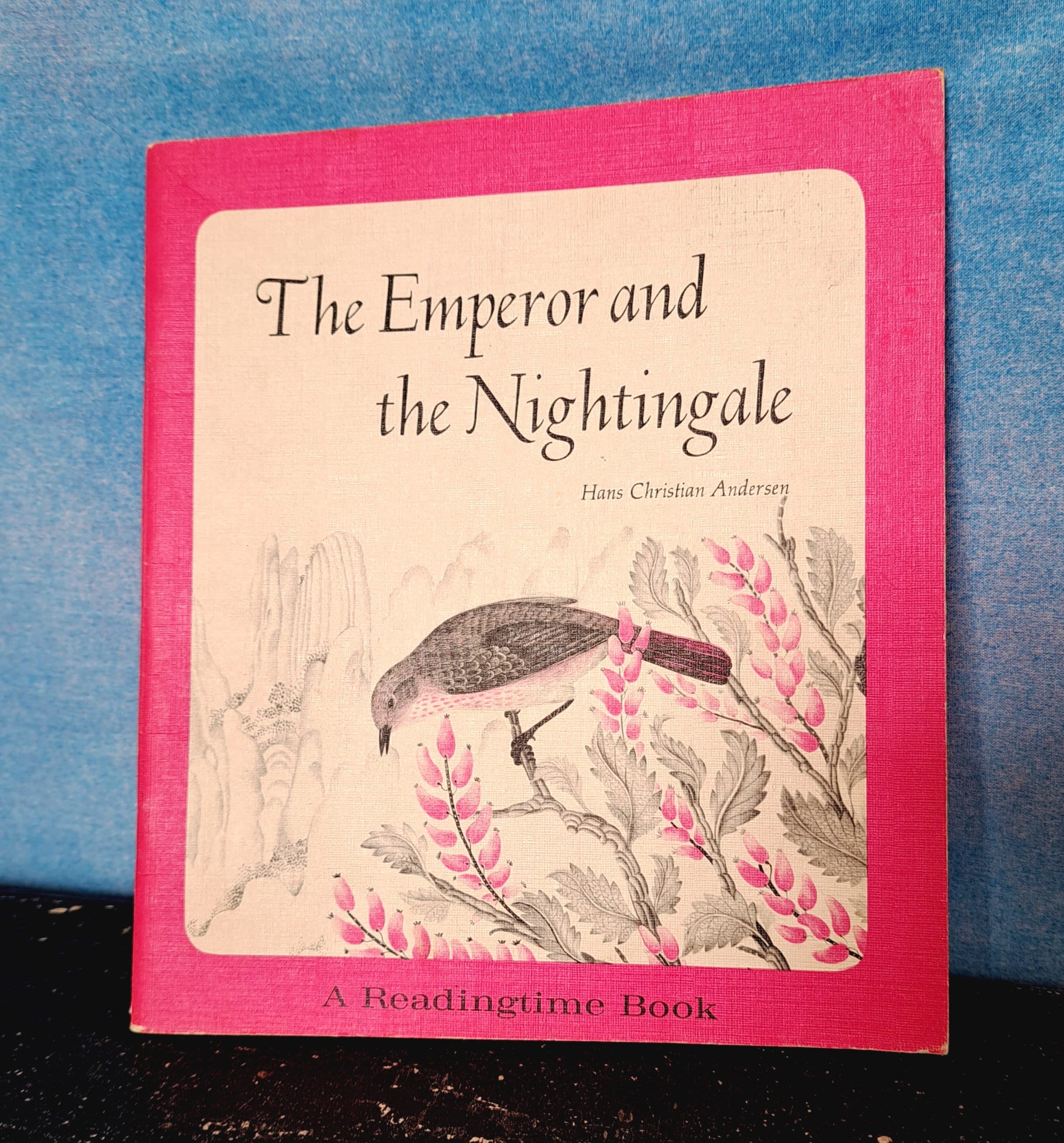 レア洋書絵本The Nightingale Hamlyn ILLUSTRATED レア洋書絵本The Nightingale Hamlyn ILLUSTRATED The