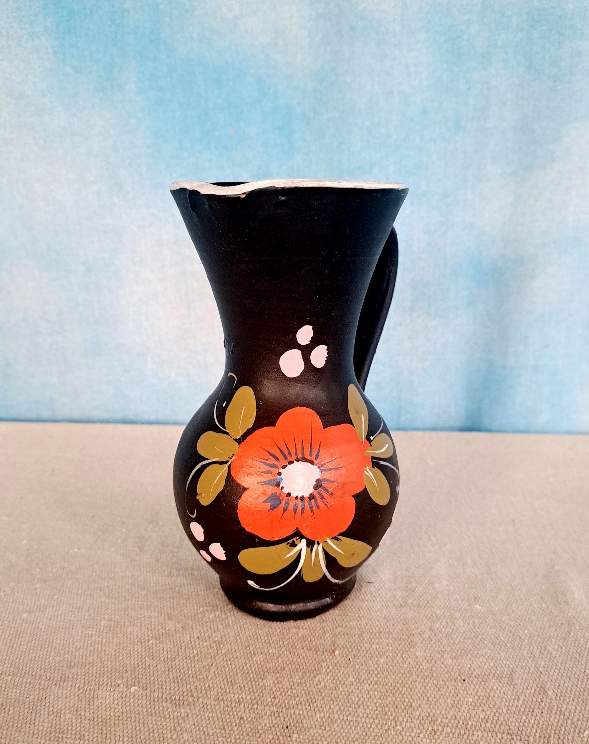 1960s Vintage Folk Art Pottery ウベダ IDEE Vintage 60s Rustic Black Floral Pottery Italian Vase Pitcher Ewer