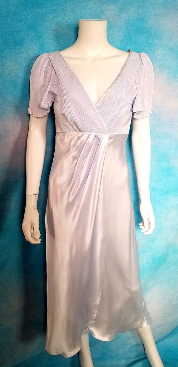 Vintage 90s Pale Lilac Structured Satin Sheath Lin