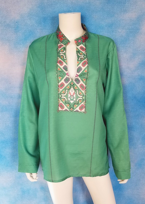 Vintage 70s Mint Green Tunic Shirt, Pastel Geometric