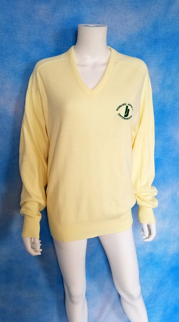 Vintage 70s 80s Butter Yellow V Neck Sweater, How… - image 3