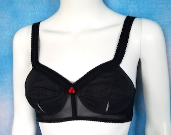Vintage 60s Black Bullet Bra, Full Coverage, No Underwire, Side Boning, Red Rosette, No Padding/ Ladies Garment Workers Union/ Size 32A