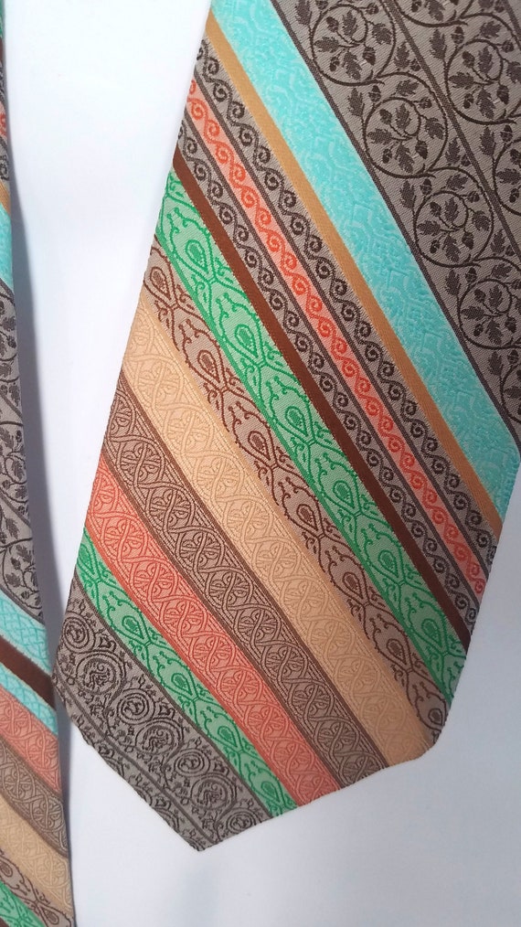 Vintage 70s Wide Blade Polyester Tie with Diagonal