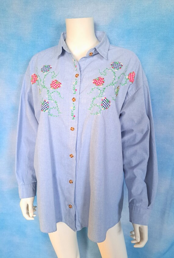 Jun Men 1990s blue chambray shirt with floral embroidered placket - M