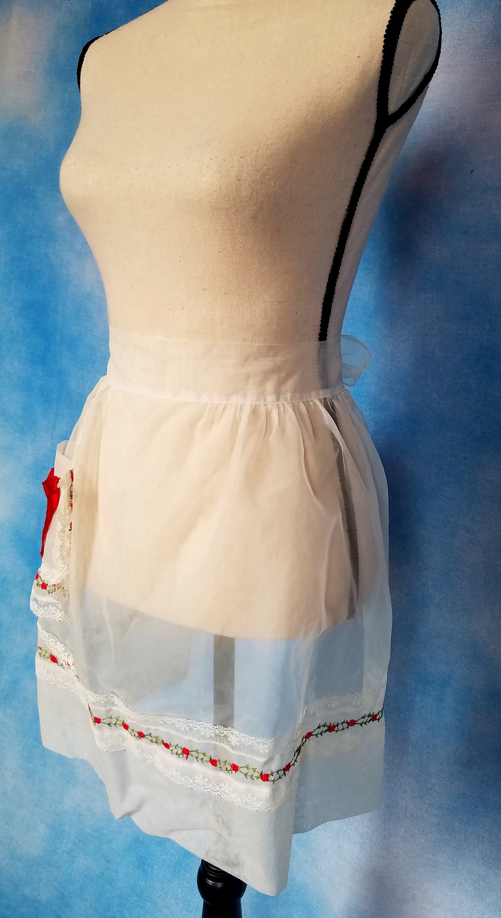 Vintage 50s or 60s White Sheer Nylon Chiffon Organza Half 