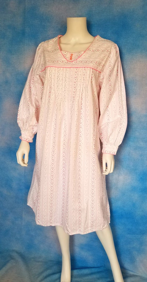 Vintage 80s White Flannel Long Sleeved Nightgown … - image 1