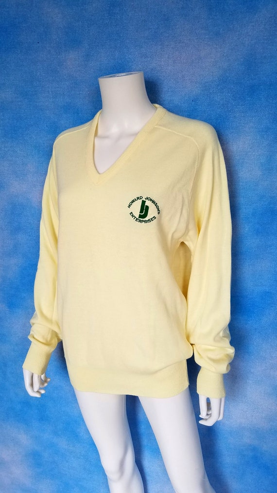 Vintage 70s 80s Butter Yellow V Neck Sweater, How… - image 2