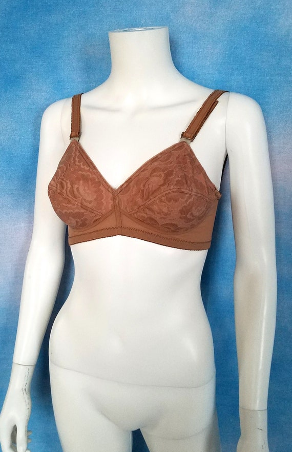 Vintage 70s Fawn Brown Bra With Lace Lightly Padded Cups, No Underwire,  Adjustable Elastic Straps/ Sears/ 34B -  Canada