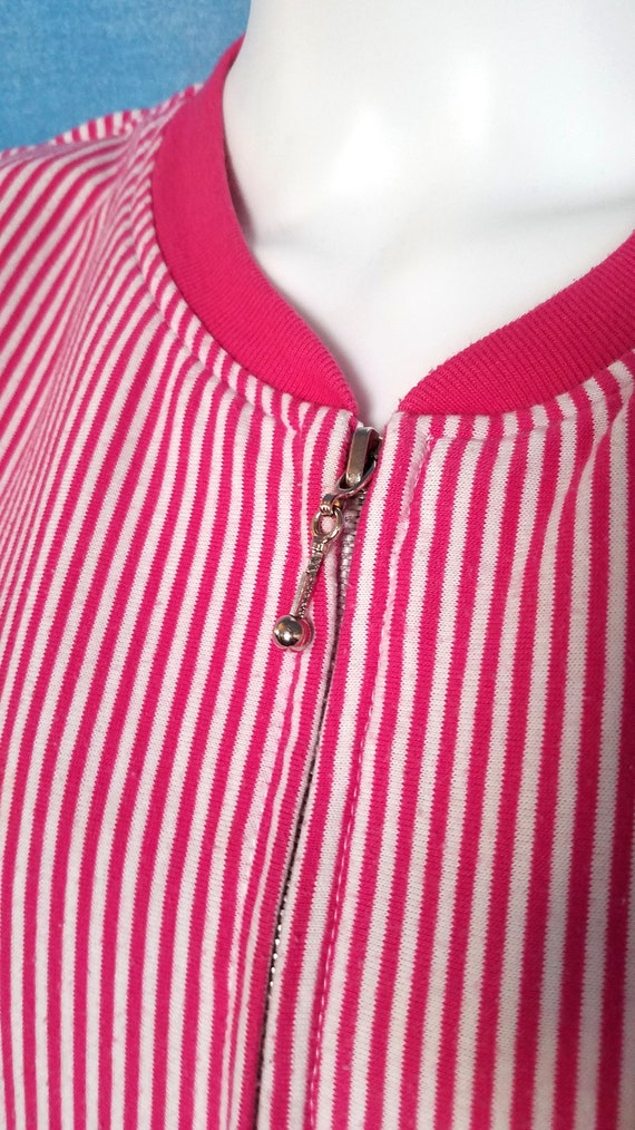 Vintage 80s Magenta and White Pinstripe Zippered … - image 5