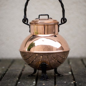 Vintage Copper Tripod Cauldron With Lid Hammered Hanging Pot