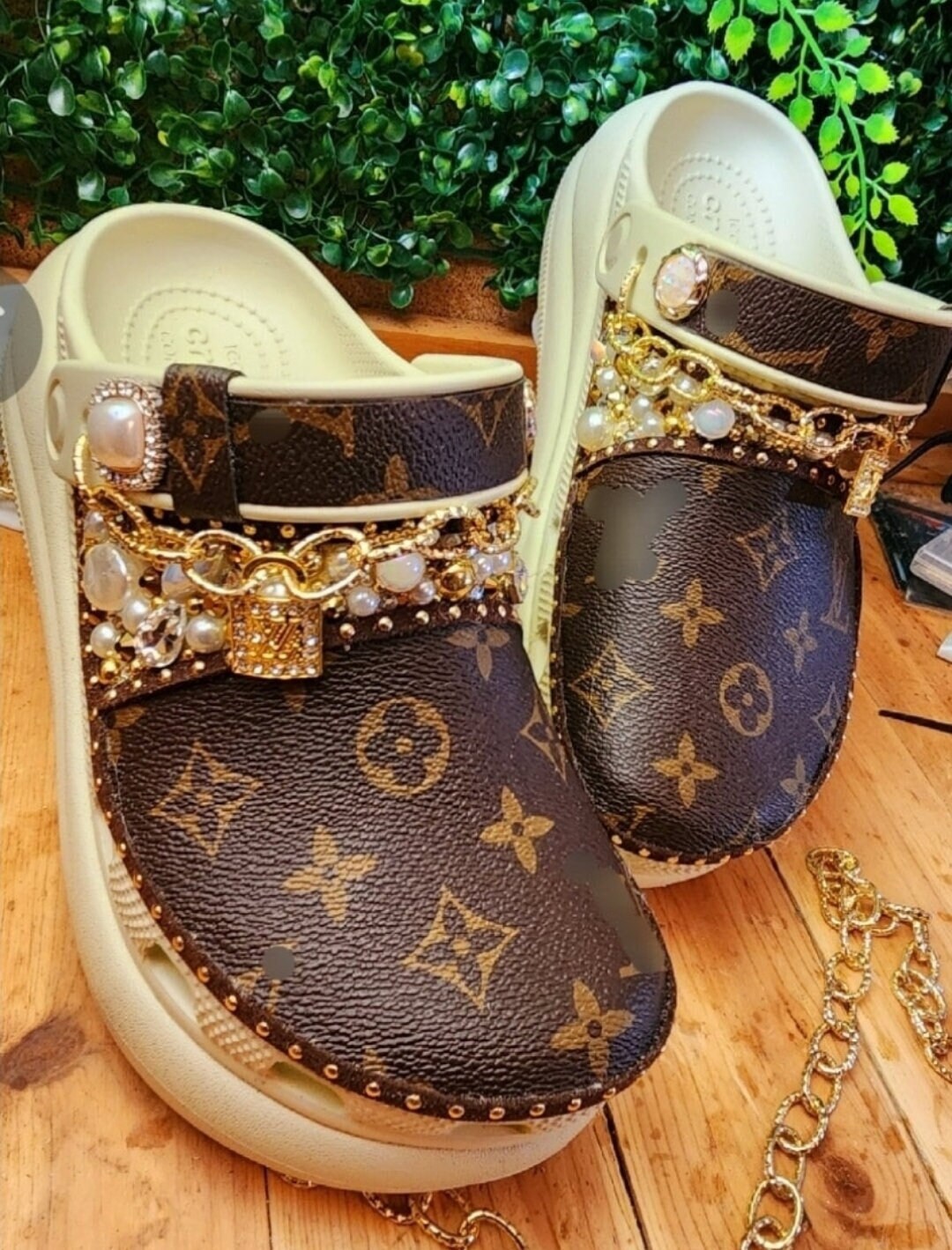 Louis Vuitton Charm Croc 