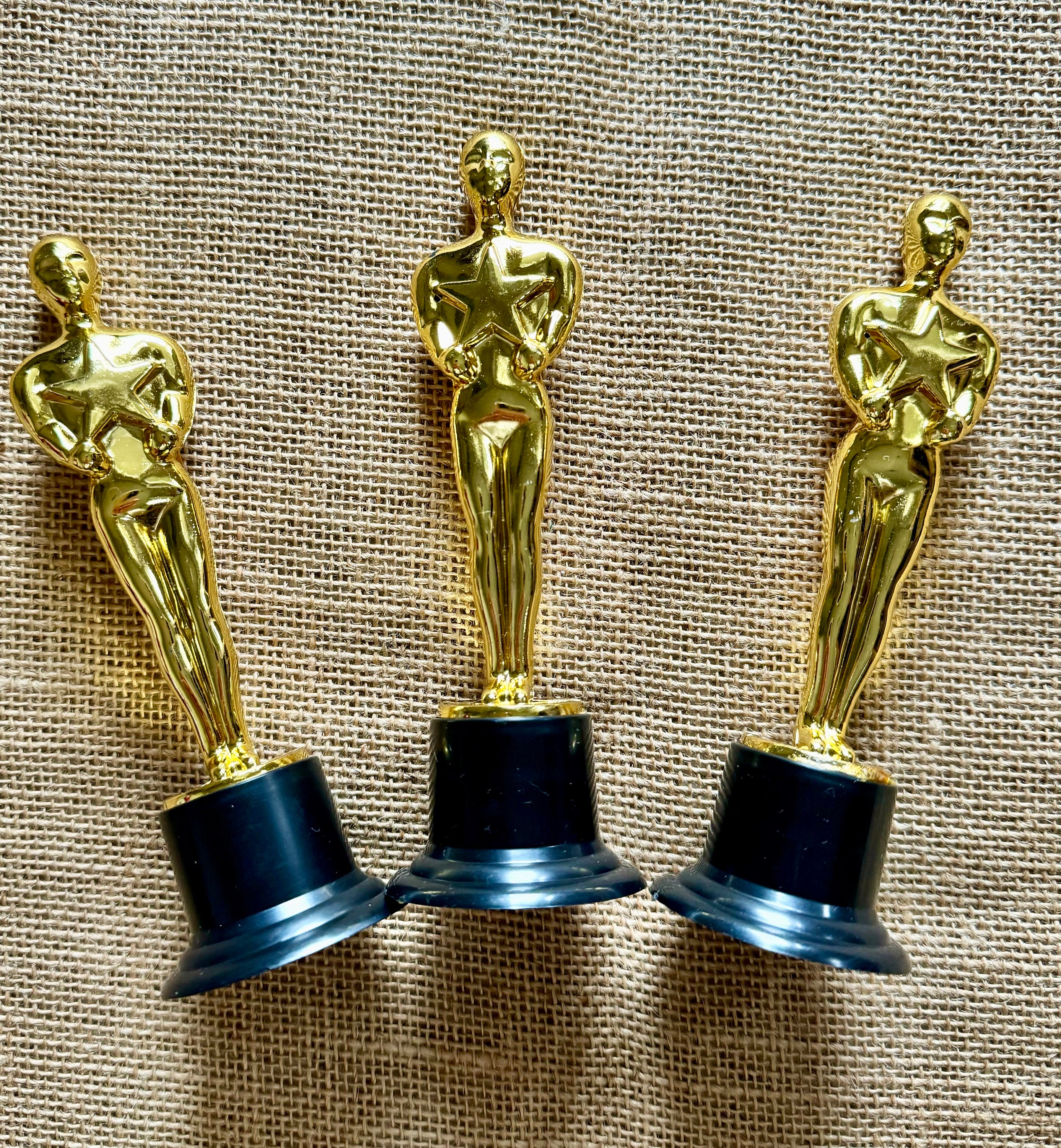 Trophée Statuette Oscar Personnalisable avec Coffret Cadeau