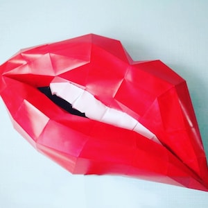 Labios en la pared, Low Poly, Papercraft, plantilla PDF, modelo poligonal