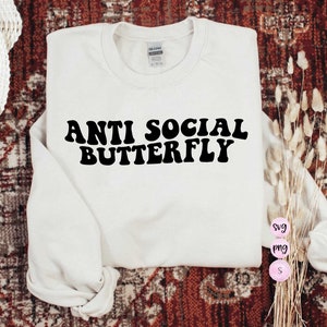 Anti Social Butterfly svg, otro buen día arruinado por la edad adulta retro svg, introvertido, retro SVG archivo de corte imprimible PNG cricut sublimación