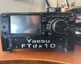 3D Printed stand for Yaesu FTdx10 w/ Name Plate
