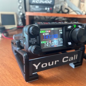 3D Printed stand for Yaesu FTM-500D