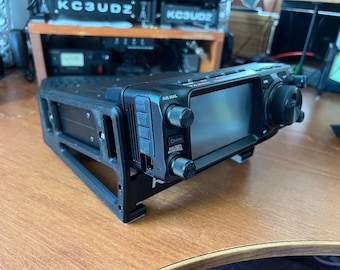 3D Printed stand for Yaesu FTX-1 Optima