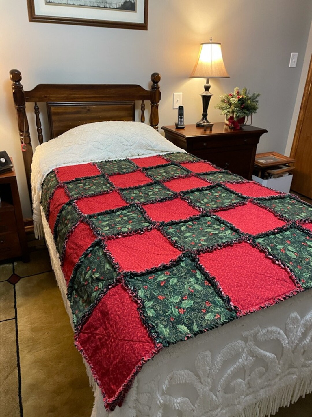 Holiday Holly Sofa Rag Quilt, Sofa Throw, Holiday Rag Quilt, Holiday