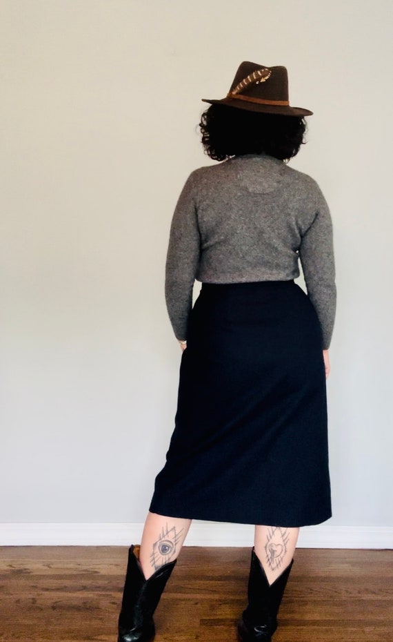 Wool Pencil Skirt in Navy Blue, Vintage Fitted Sk… - image 2