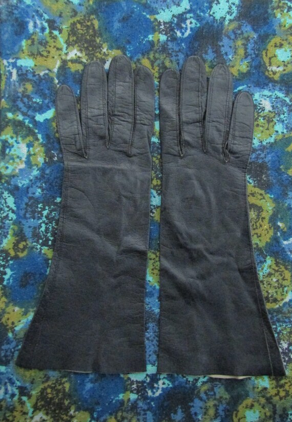 1980's Women's Long Soft Leather Gloves in Black … - image 3