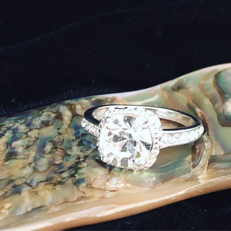 Stunning size 8. large CZ and sterling ring