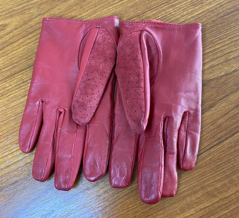 Vintage Soft Red Leather Ladies’ Driving Gloves