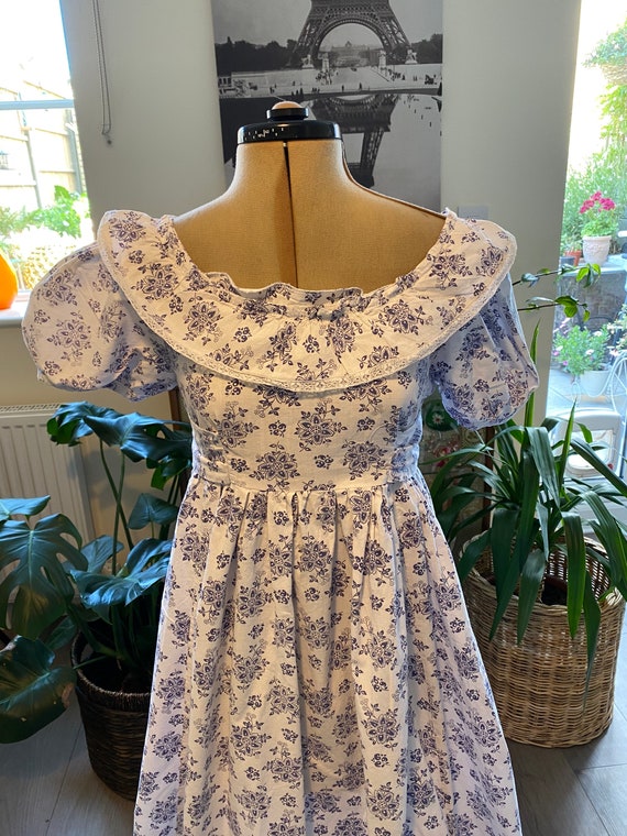 Vintage 1970s Laura Ashley Prairie Dress