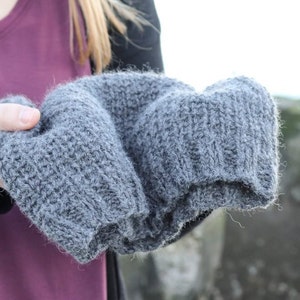 Daemati Cowl Knit Pattern | Textured Slip Stitch Cowl Pattern | Easy Cowl Knitting Pattern