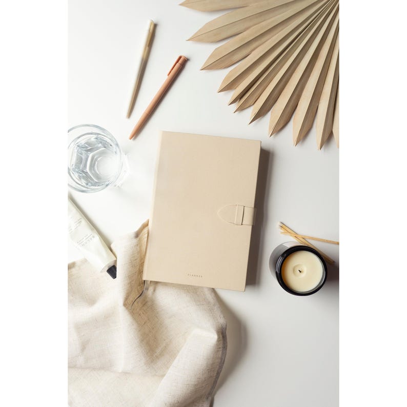 Beige - Undated Planner A5 - Scribble & Dot