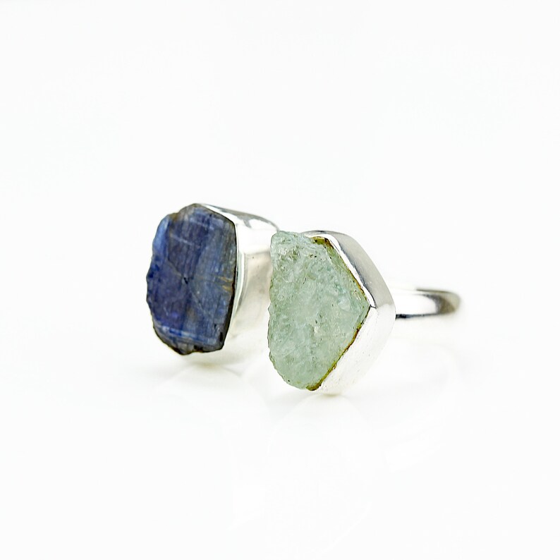 Open silver ring with raw aquamarine and blue kyanite Adjustable natural gemstone ring Bohemian interesting jewellery Unique gift